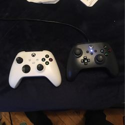 Xbox Controllers 