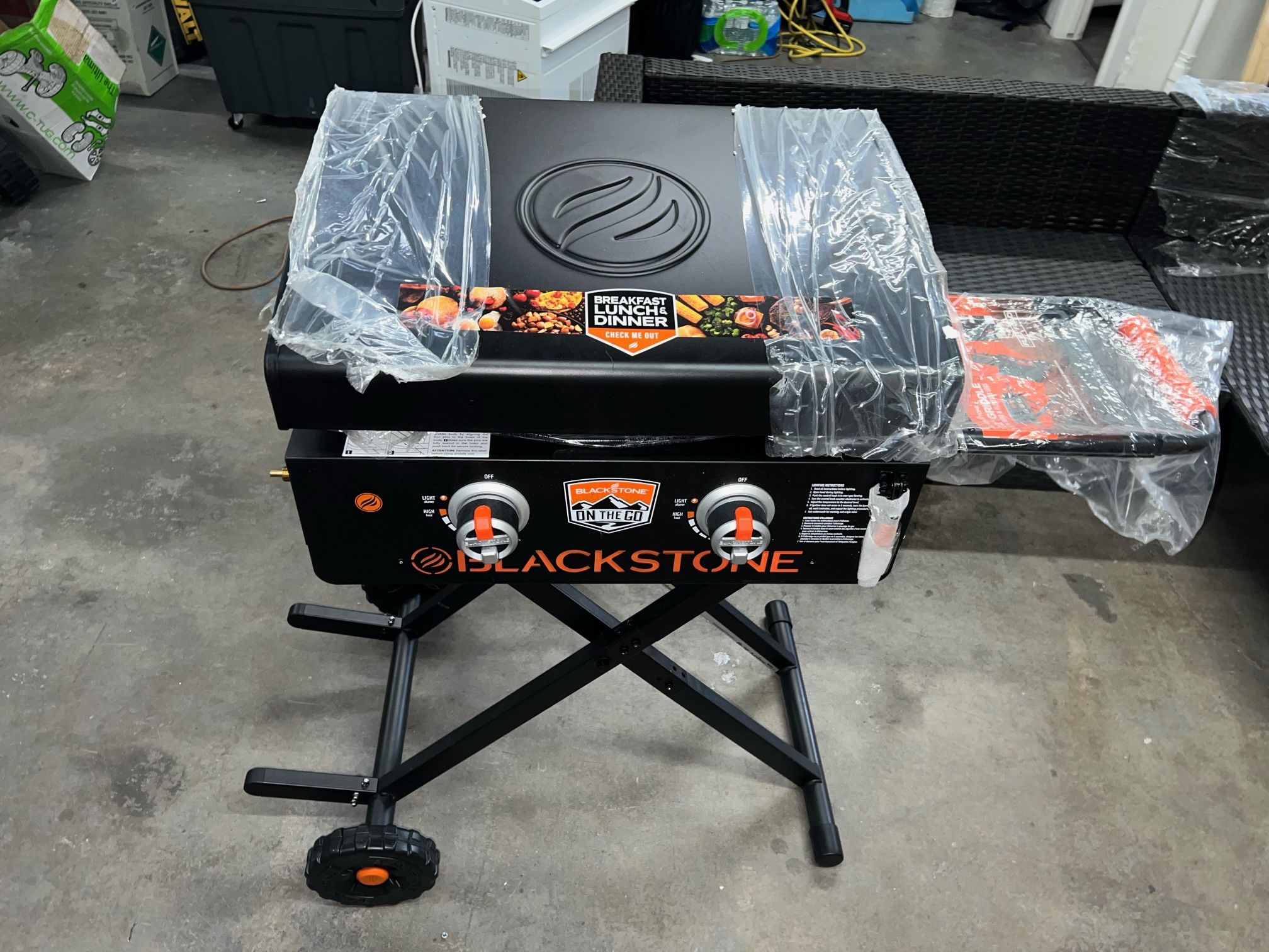 Blackstone 22” Griddle with flex fold legs