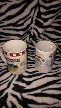2 Coffee Cups