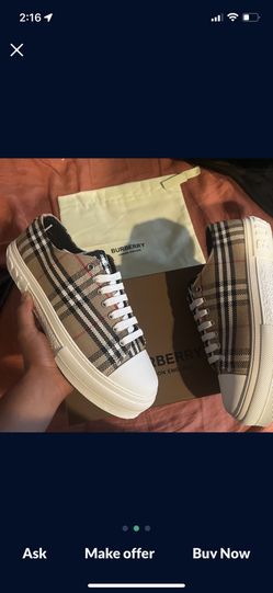 Burberry Lowtops 