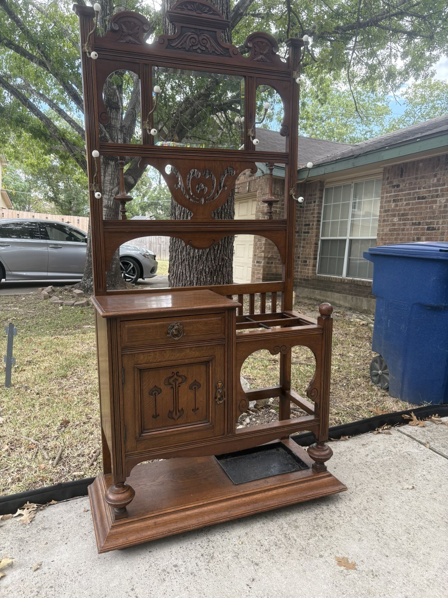 Hall Tree With Umbrella Pan/Hat Rack/Coat Rack