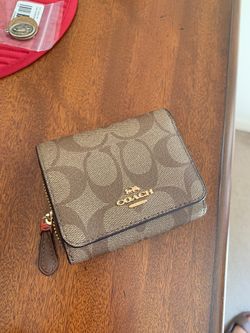 Coach wallet