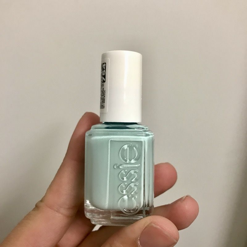 Essie nail polish Tiffany blue