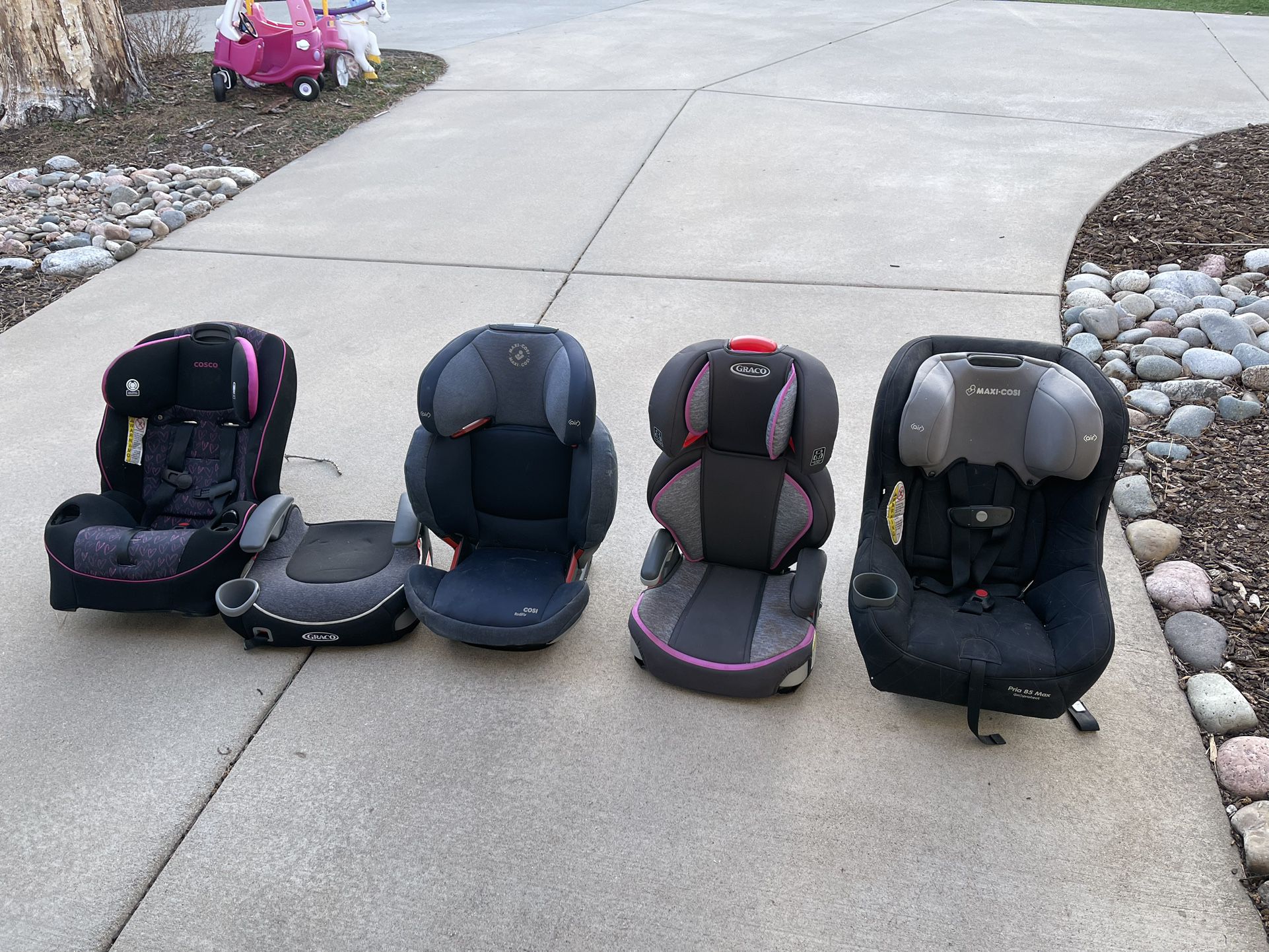 Car Seats And Boosters 
