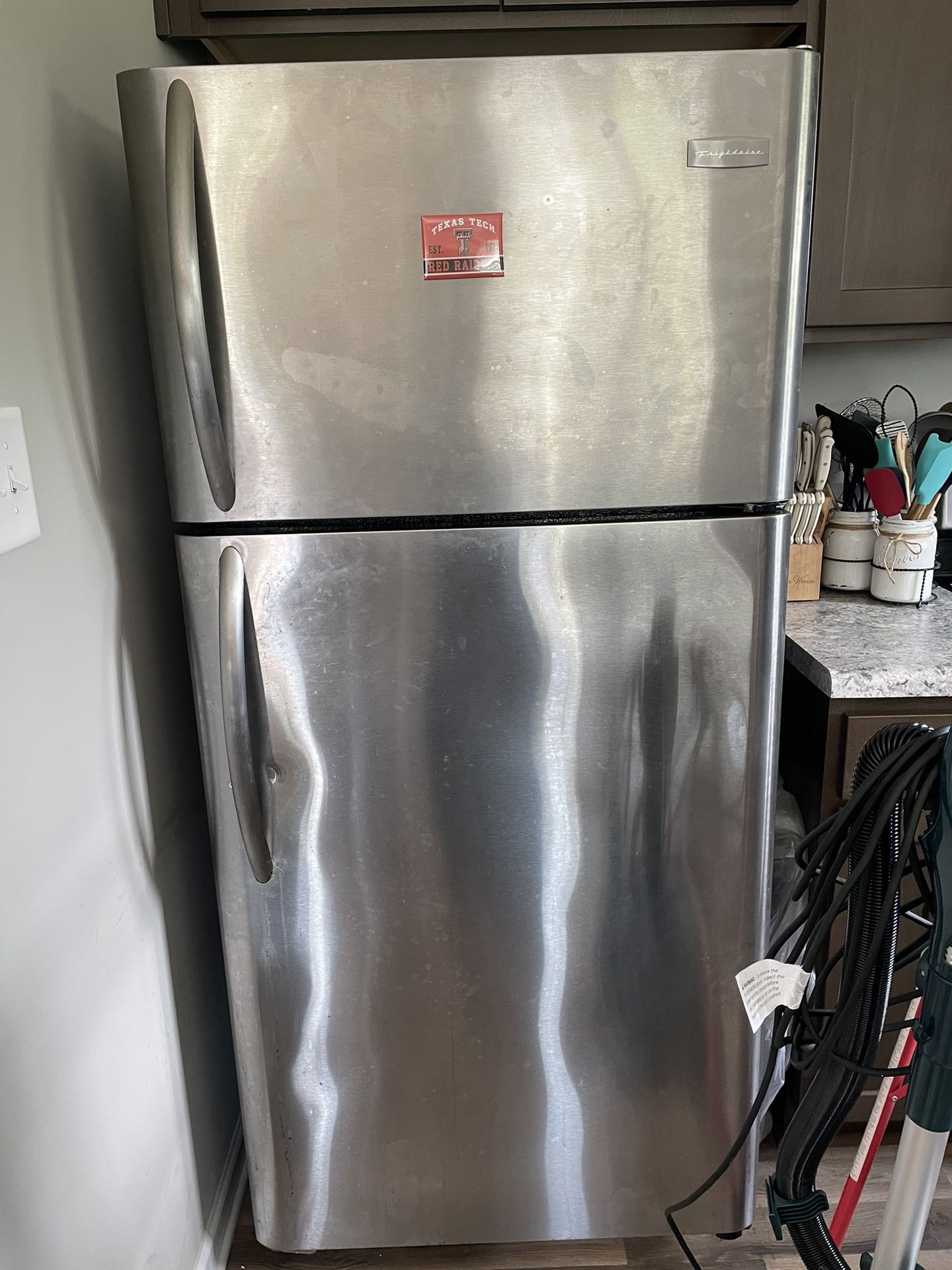Frigidaire Refrigerator