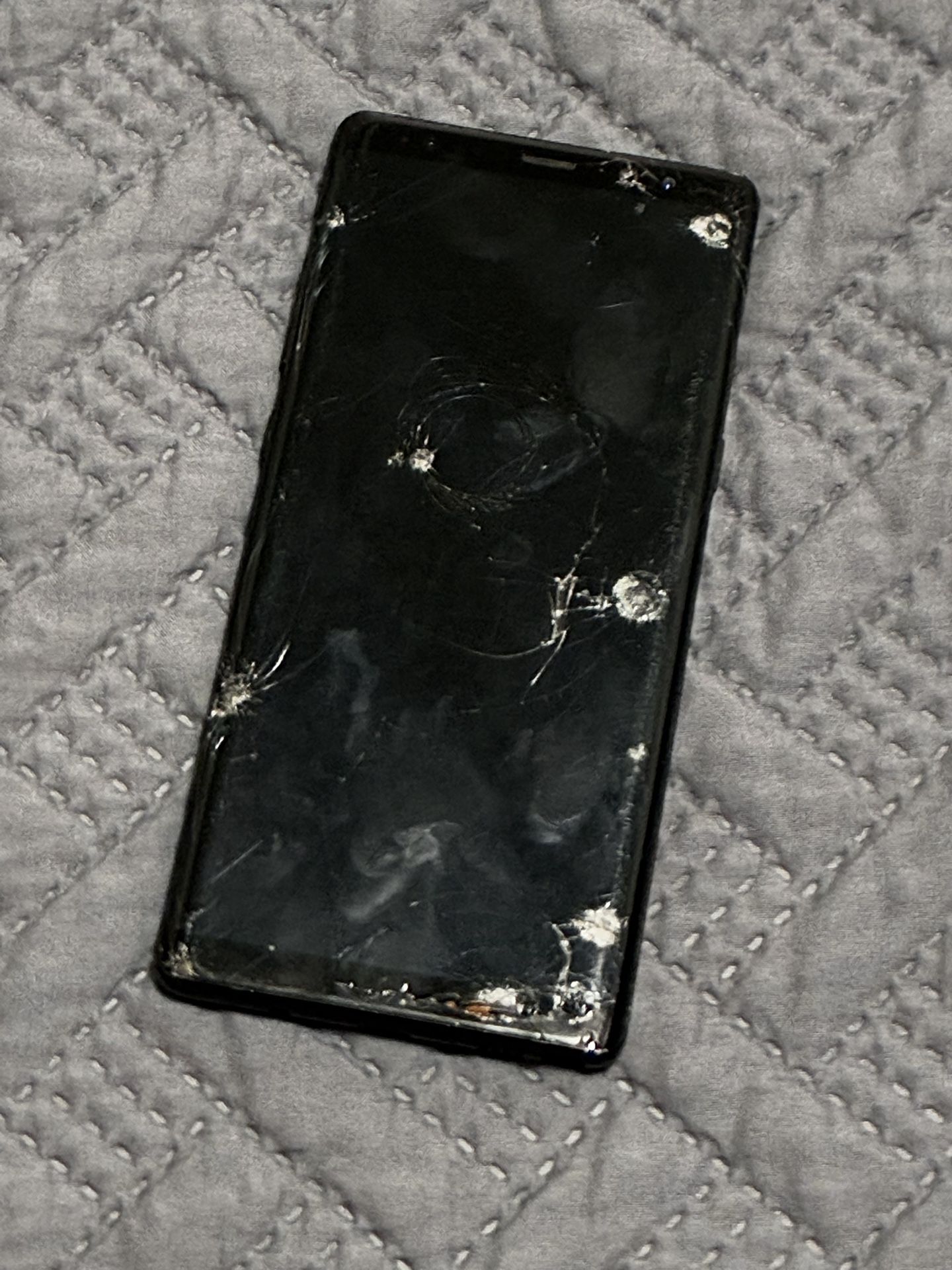 Samsung Note 8 (for Parts) Read Description