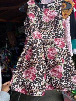 Girls dress