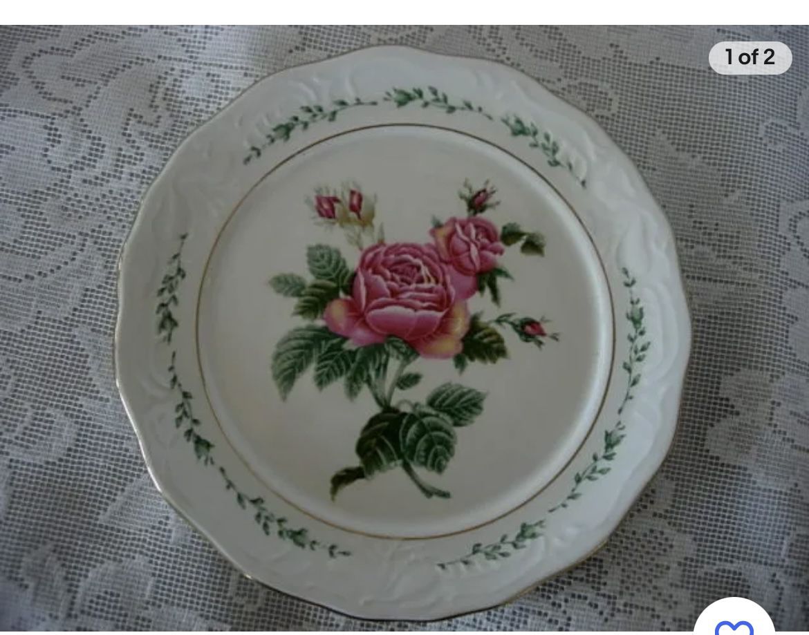 GIBSON CHINA Collectible Pink Roses & Rosebuds Ceramic Plate - Gold Banded