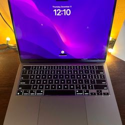 MacBook Air M2 13 Inch 