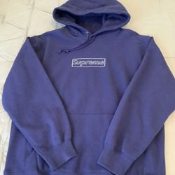 Supreme x KAWS Chalk Logo Hoodie Size M