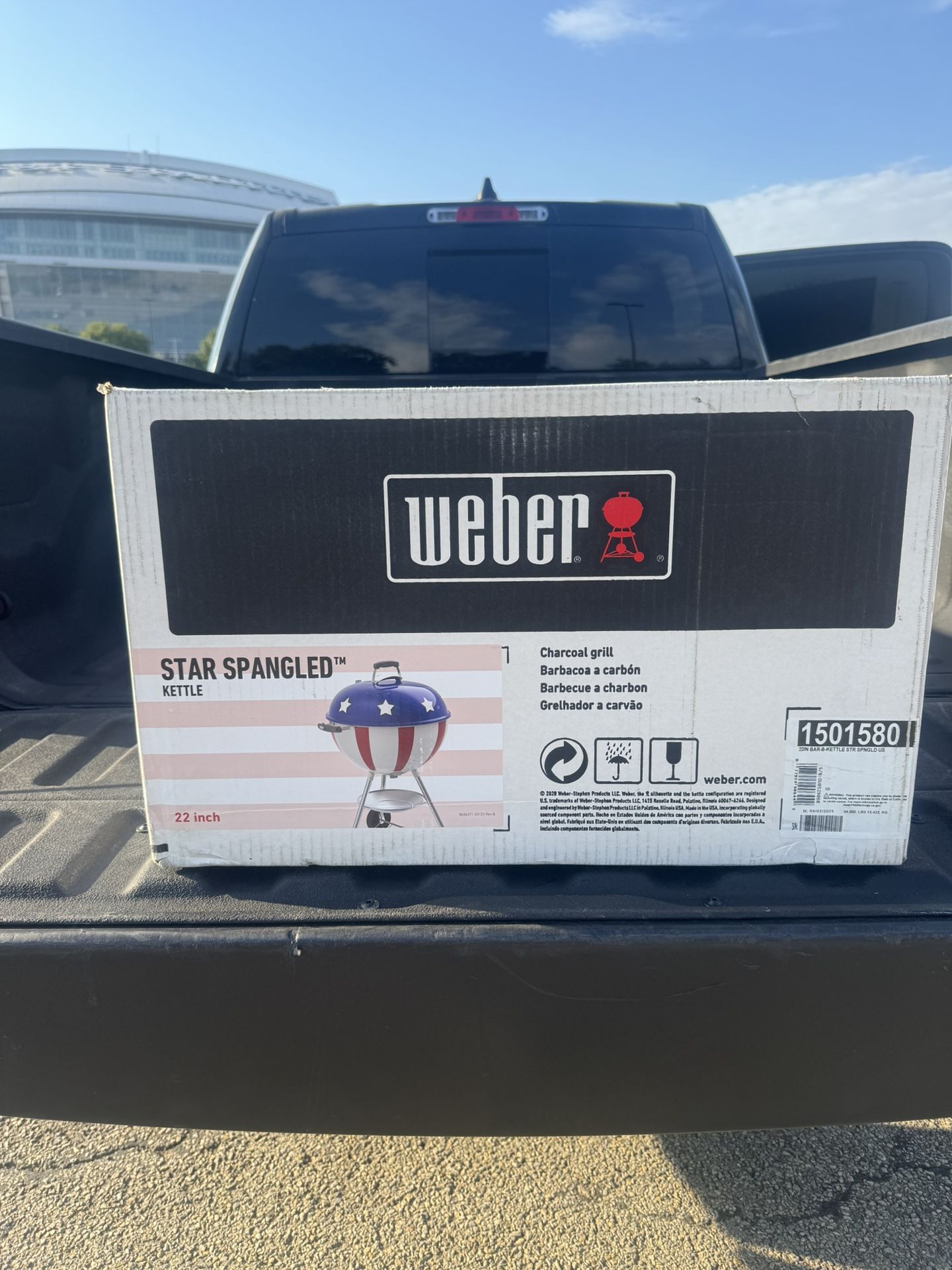 Weber 22" Star Spangled Charcoal Kettle Grill