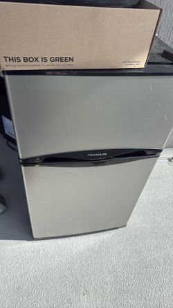 Mini fridge and freezer