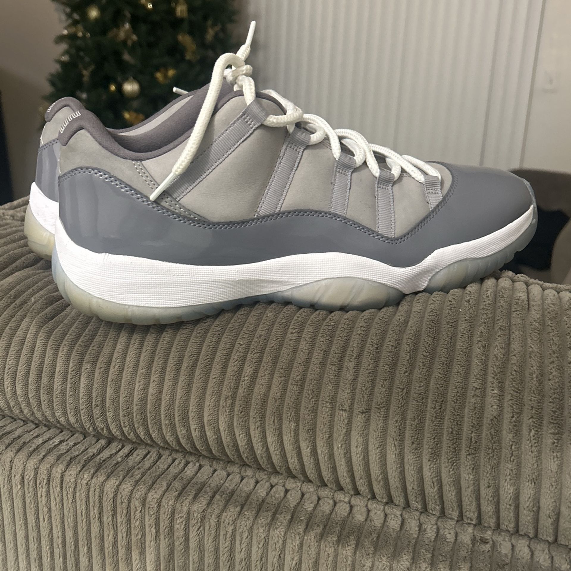 Jordan 11 Retro Cool Grey Low