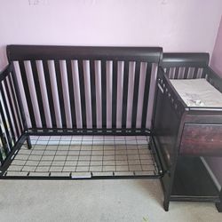Crib Connected To Changing Table