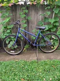 Mountain Women Bicycle