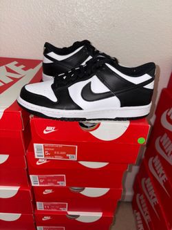 Size 5Y / 6.5 womens - Nike Dunk Low Black White