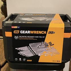 GearWrench 243-Piece Metric Mechanics Hand Tool Set  $275