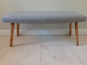 Like new. Accent/decorative upholstered bench