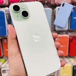 iPhone 15 128GB UNLOCKED✔️