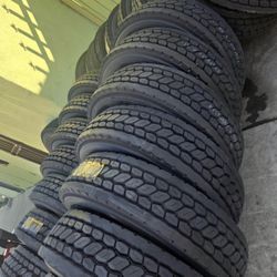 Semi Truck Tires 