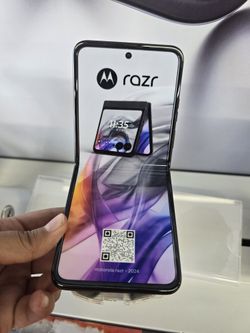 Black Friday Promo: Moto Razr 