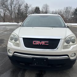 GMC Acadia S ($4000 obo)