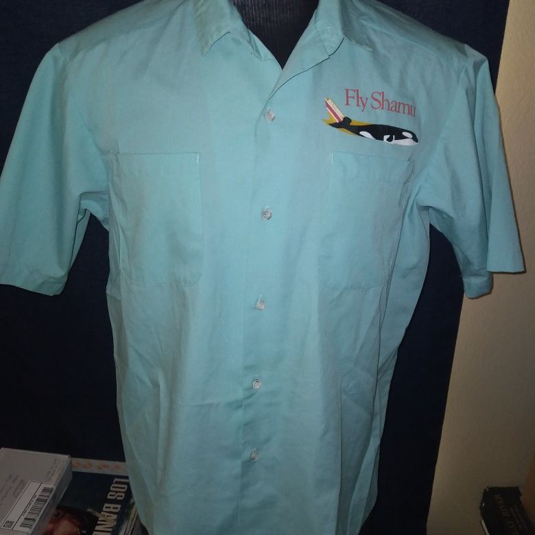 Vintage Sea World Of TEXAS Southwest Airlines Fly Shamu Shirt Large for  Sale in Corp Christi, TX - OfferUp