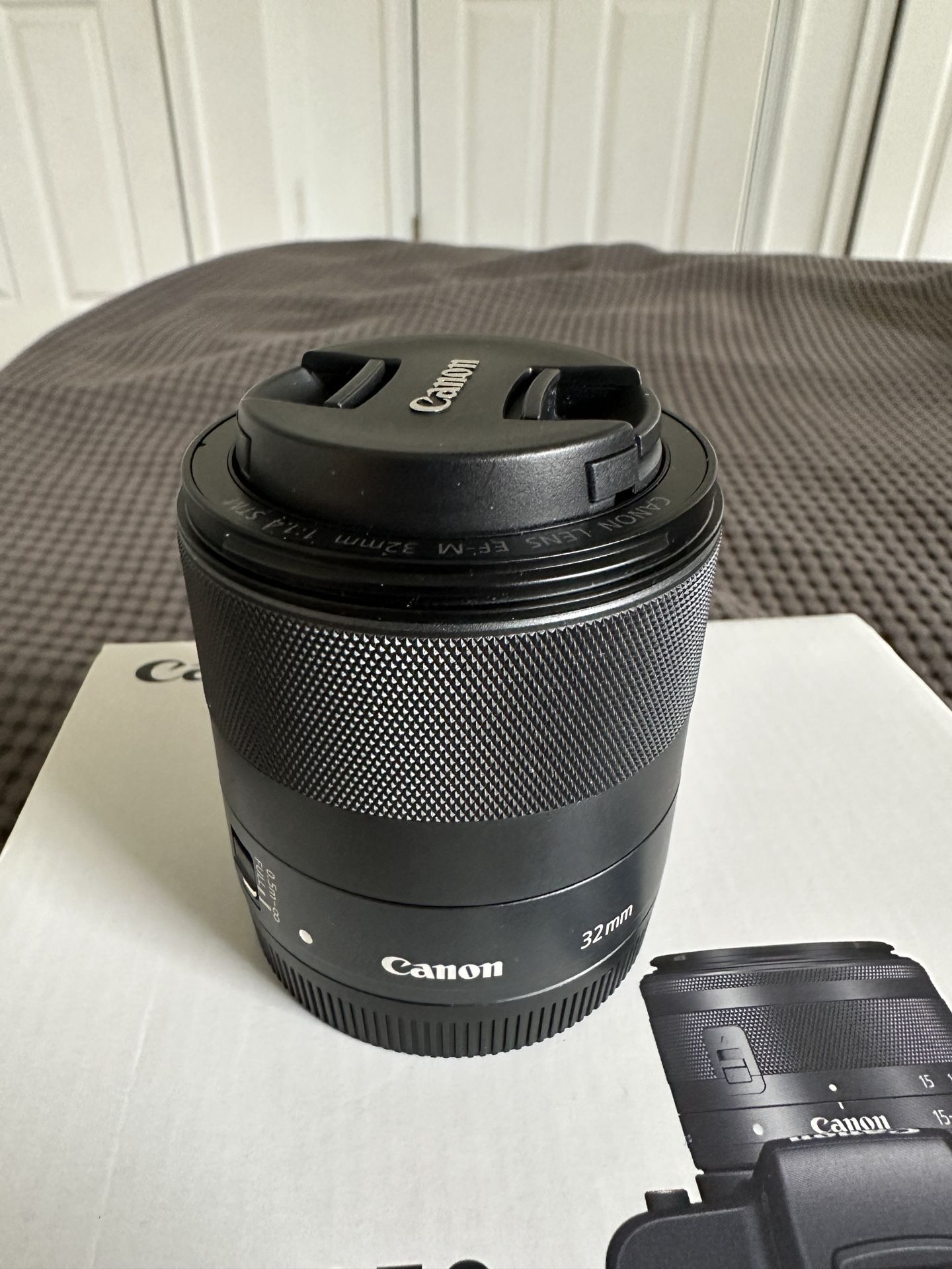 Canon EF-M 32mm F1.4 Lens