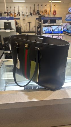 Gucci purse