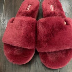 KOOLABURRA UGG SLIPPERS