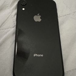 iPhone XR 128GB Black for Sale in El Paso, TX - OfferUp