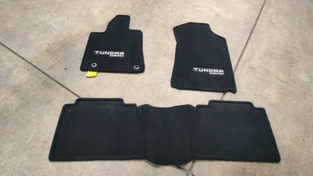 Toyota Tundra OEM Floor Mats