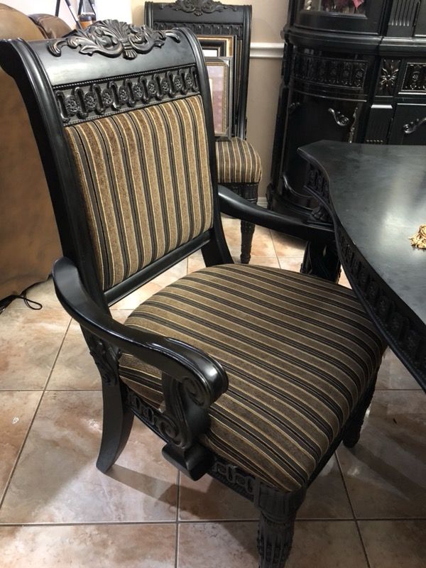 Britannia Rose dining set, from Ashley Furniture for Sale in Spring, TX