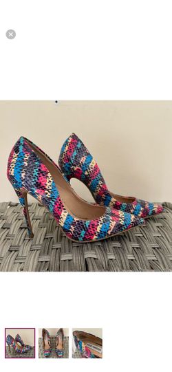 Steve Madden Multi Colored Pumps