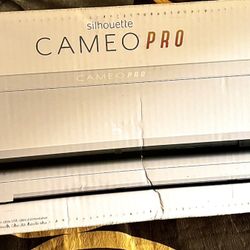 Silhouette Cameo Pro 4 