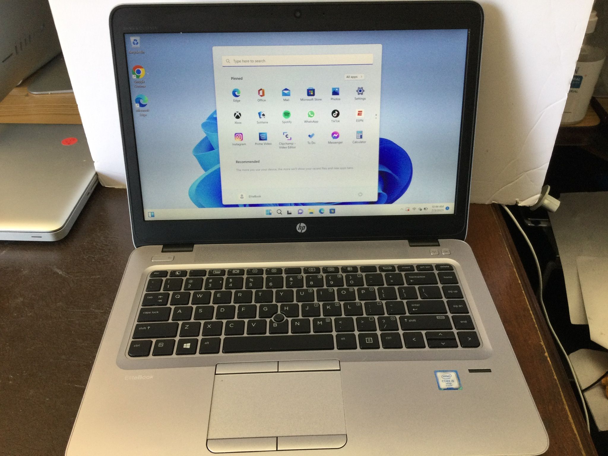 HP EliteBook 840 G3, core i5-6th Gen