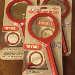 Brand New Magnifying Glass With Light 