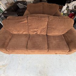 2 Sofas 