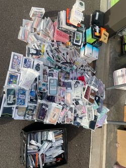 1500+ BULK PHONE CASES/WATCH ACCESSORIES/SCREEN PROTECTORS…ETC..