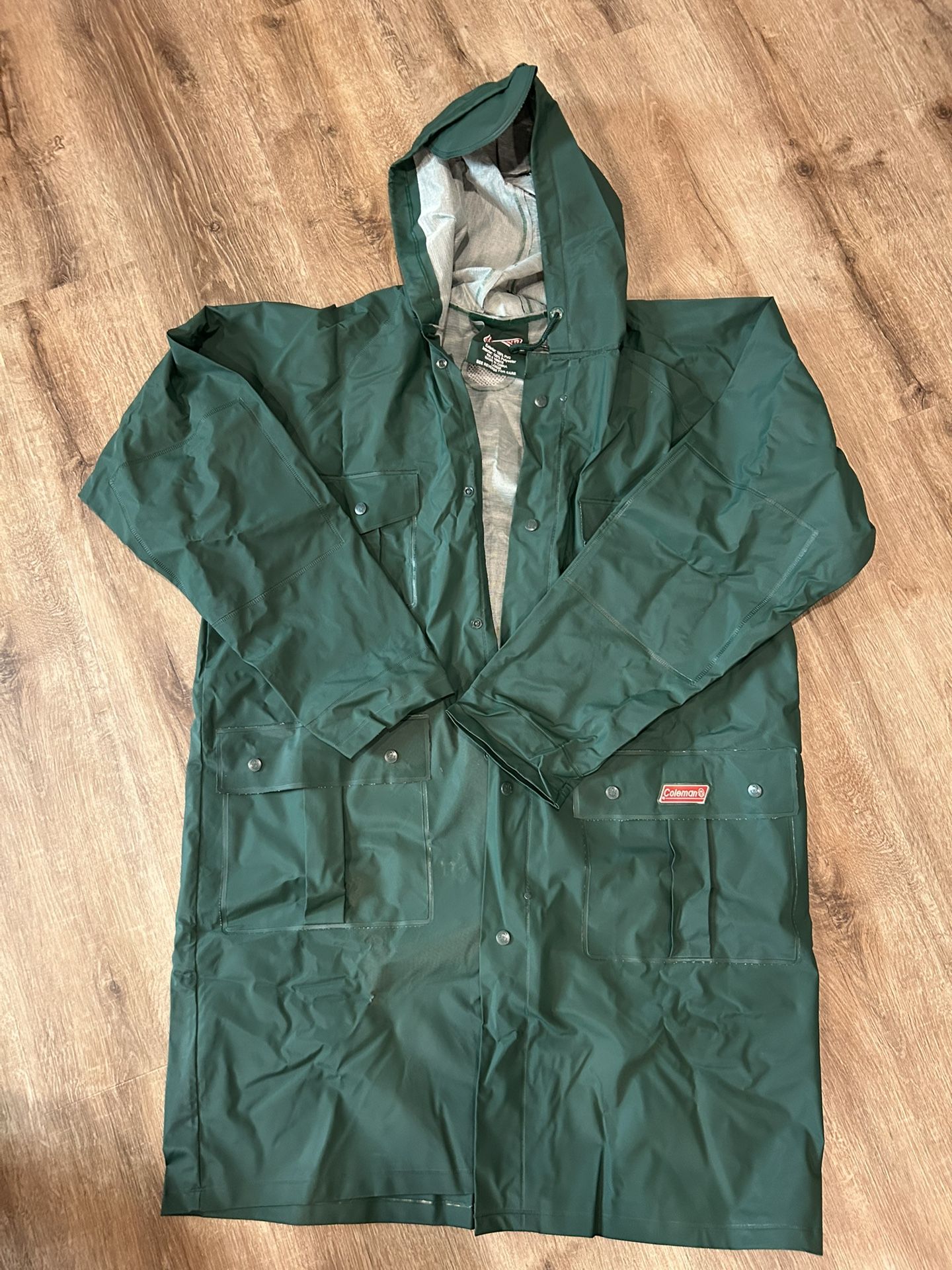 Coleman Expedition Raincoat