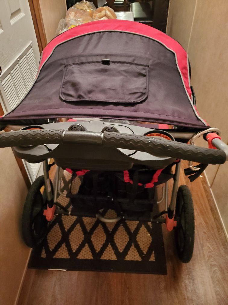 Doubble Expedition jogging stroller used good condition 50 or best offer