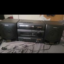 Sony CFS-1055 Radio Cassette