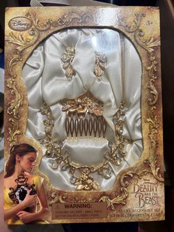 Disney Beauty and the Beast Deluxe Accessory Set