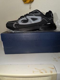 Dior b30 (SIZE10)