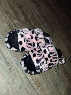 Women's pink animal print Ugg slides