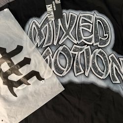 Mixed emotion sea side Tee