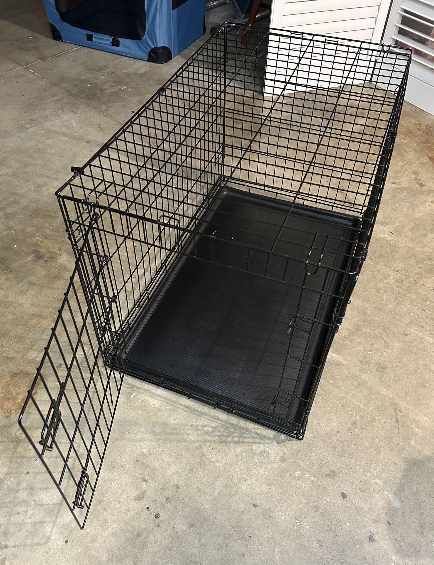 Large Metal Dog Crate