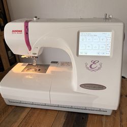 Janome Memory Craft 350E Embroidery Machine – Great Condition