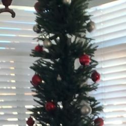 10 Foot Pre Lite Christmas Tree 