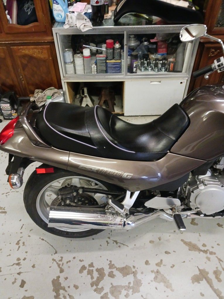 Corbin Seat 91  Suzuki GSX1100G